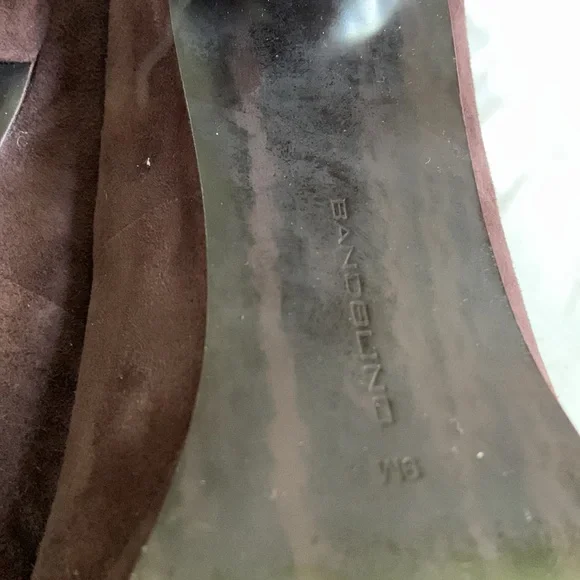 Peep Toe platform with cool cross over buckle design - Picture 9 of 10